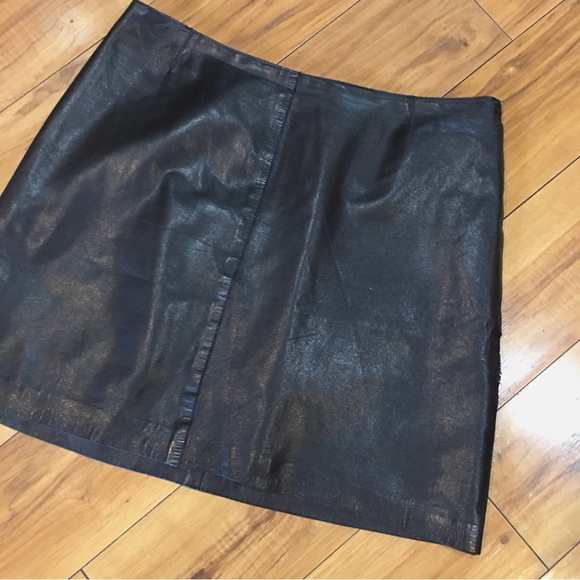 Anna Sui black leather mini skirt goth preppy holiday biker small 4 trending - Picture 4 of 5